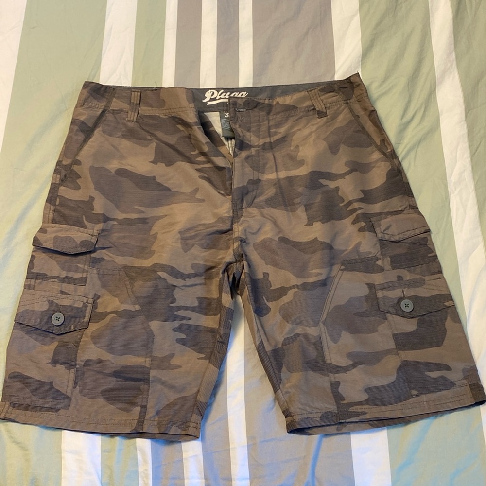 Plugg cargo shorts size 38